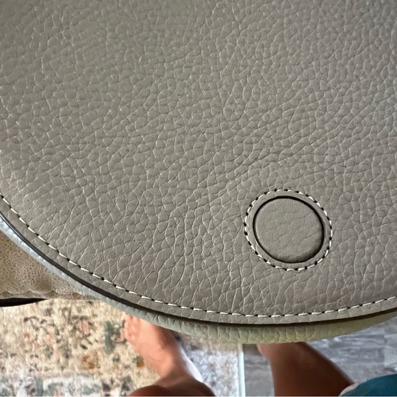 Small Granite Coach purse… New with Tags. Excellent Condition. - Picture 5 of 15